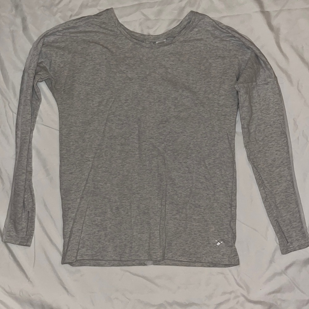 Perfect condition Old Navy workout long sleeve shirt — finger holes & mesh